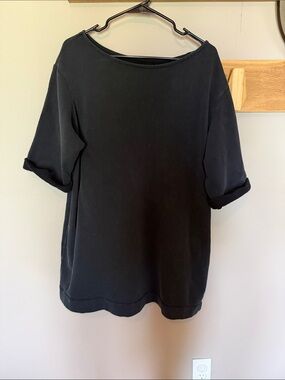 Urban Outfitters Black Short-Sleeve Pullover Sweatshirt